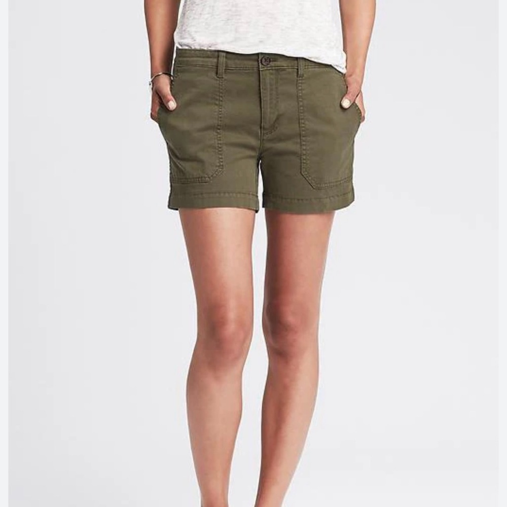 Banana Republic Olive and Charcoal Shorts Set - Picture 4 of 4
